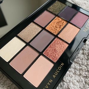 Kevyn Aucoin Nude Pop Eyeshadow Palette